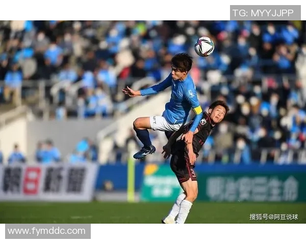 小腿修长的足球明星们如何凭借优势在赛场上大放异彩